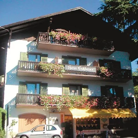 Haus Gassbauer Frühstückspension Schenna